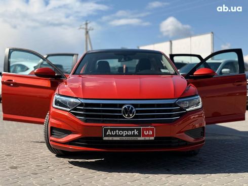 Volkswagen Jetta 2019 красный - фото 3