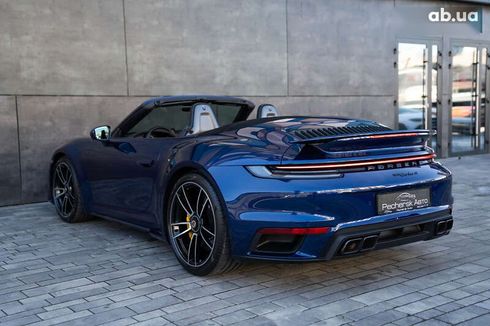 Porsche 911 2023 - фото 15