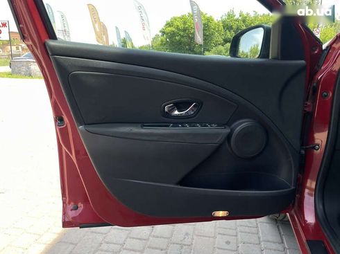 Renault Megane 2012 - фото 23