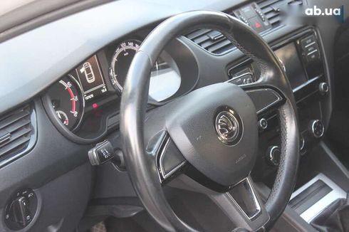 Skoda Octavia 2019 - фото 17