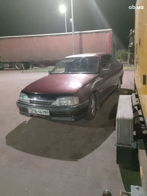 Opel Omega 1987 красный - фото 4