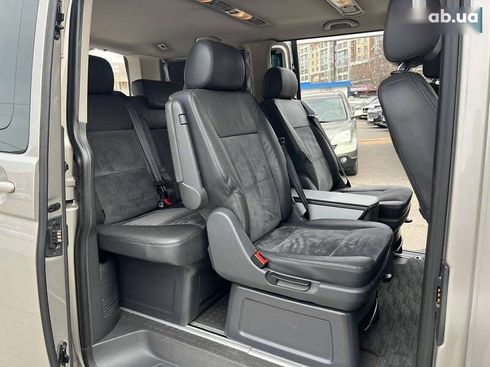 Volkswagen Multivan 2015 - фото 19