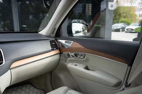 Volvo XC90 2016 - фото 30