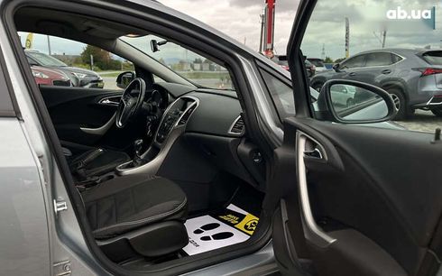 Opel Astra 2011 - фото 19