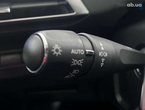 Peugeot 3008 2019 - фото 12