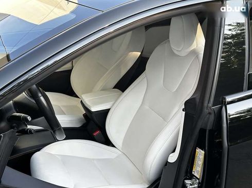 Tesla Model S 2020 - фото 13