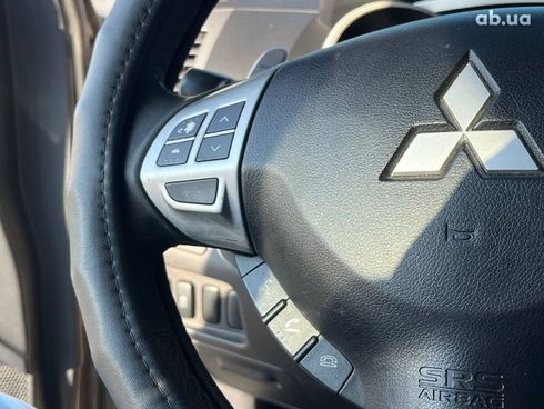 Mitsubishi Outlander 2010 коричневый - фото 23