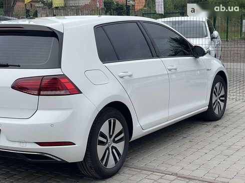 Volkswagen e-Golf 2020 - фото 27