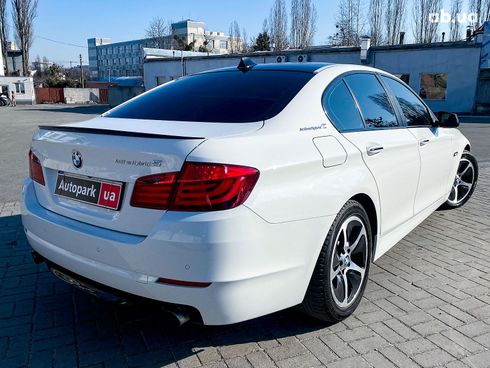 BMW 5 серия 2013 белый - фото 6