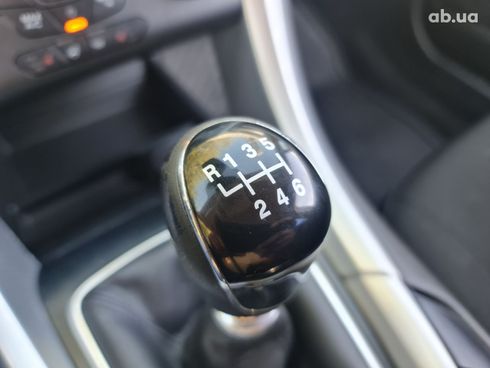 Ford Mondeo 2016 белый - фото 14