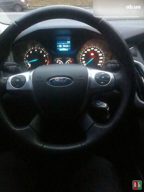 Ford Focus 2015 серебристый - фото 13