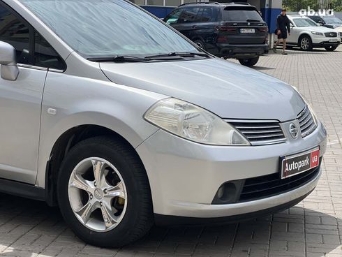 Nissan Tiida 2006 серый - фото 4