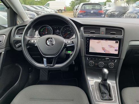 Volkswagen e-Golf 2020 - фото 21