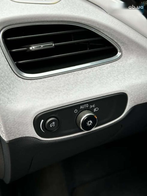 Chevrolet Bolt 2018 - фото 9