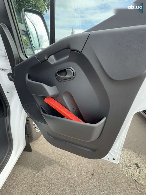 Renault Master 2020 - фото 30