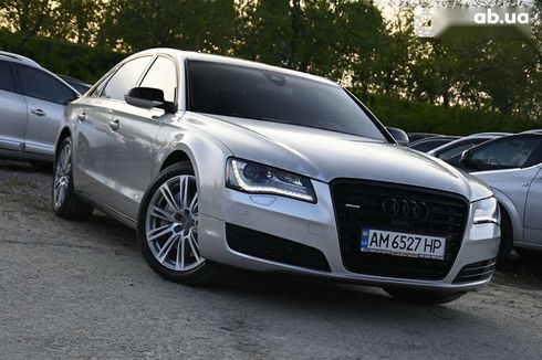 Audi A8 2011 - фото 2