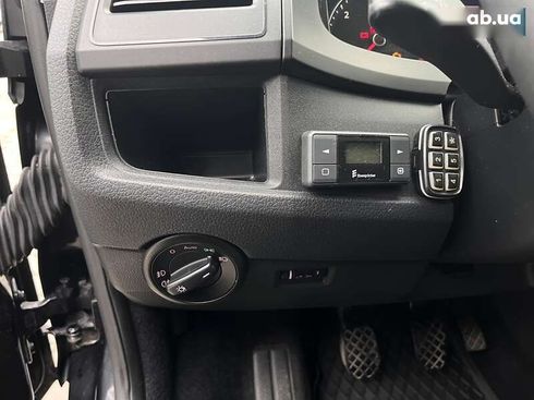 Volkswagen Caravelle 2016 - фото 16