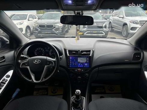 Hyundai Accent 2011 - фото 10