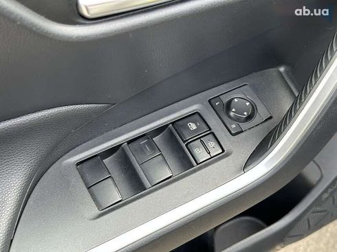 Toyota RAV4 2019 - фото 20