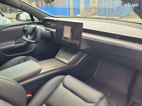 Tesla Model S 2022 - фото 14
