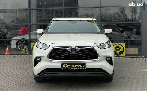 Toyota Highlander 2020 - фото 2