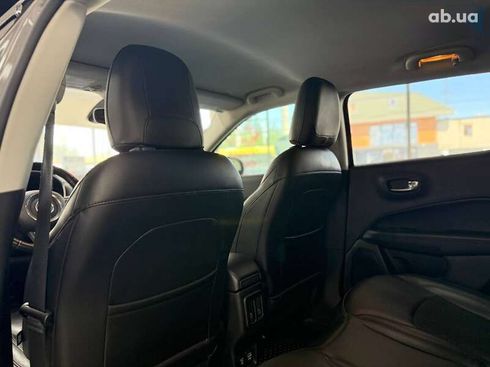 Jeep Compass 2018 - фото 23