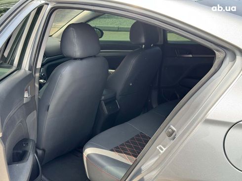 Hyundai Elantra 2016 серый - фото 13