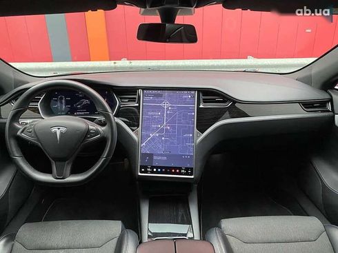 Tesla Model S 2018 - фото 15