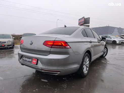 Volkswagen passat b8 2015 серый - фото 9