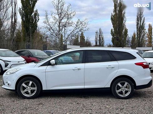 Ford Focus 2014 - фото 8