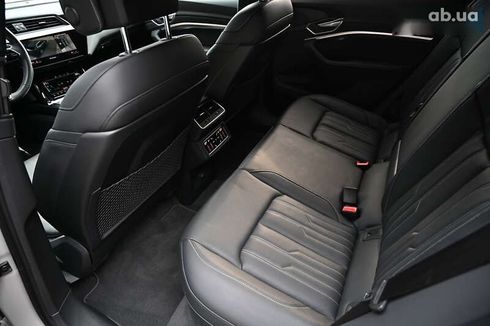 Audi e-tron S 2022 - фото 11