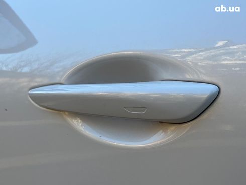 Mazda 3 2021 белый - фото 15