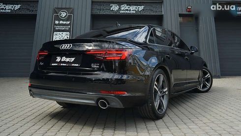 Audi A4 2018 - фото 21