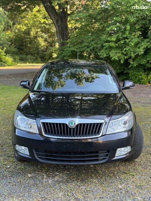 Skoda Octavia 2011 черный - фото 3
