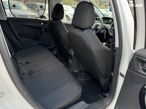 Peugeot 2008 2019 белый - фото 12