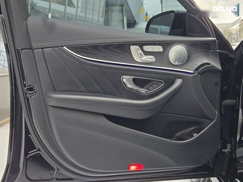 Mercedes-Benz E-Класс 2019 - фото 19