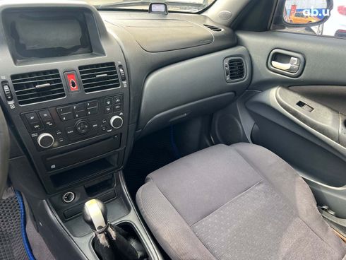 Nissan Almera 2005 серый - фото 25