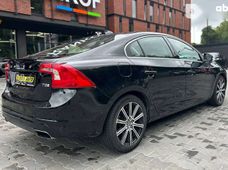 Купити Volvo S60 2015 бу в Чернівцях - купити на Автобазарі