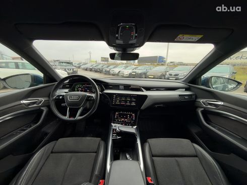 Audi E-Tron 2021 синий - фото 26