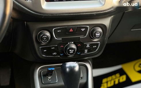 Jeep Compass 2017 - фото 13