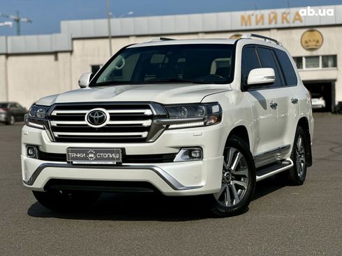 Toyota Land Cruiser 2016 белый - фото 3