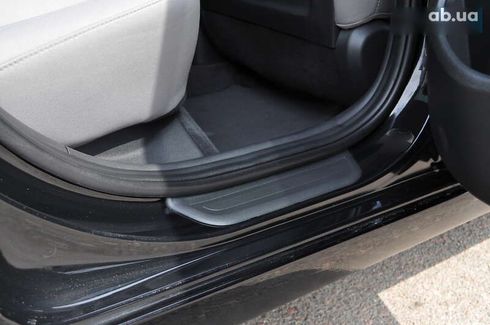 Hyundai Elantra 2017 - фото 26