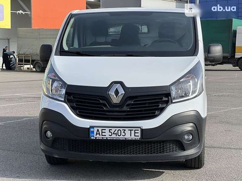 Renault Trafic 2018 - фото 8