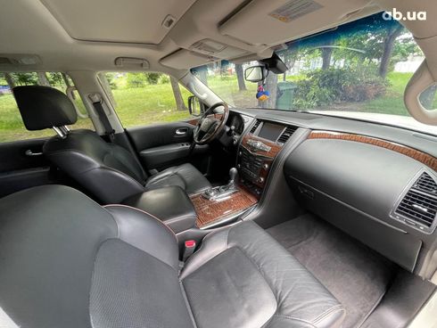 Nissan Patrol 2013 белый - фото 45