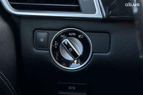 Mercedes-Benz M-Класс 2013 - фото 21