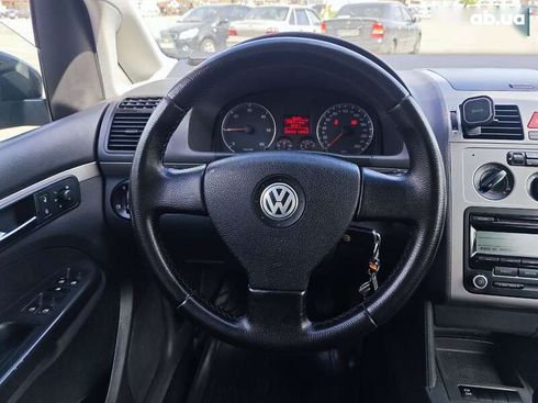 Volkswagen Touran 2009 - фото 15