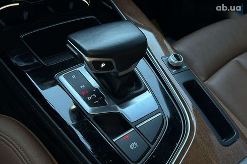 Audi A4 2021 - фото 17