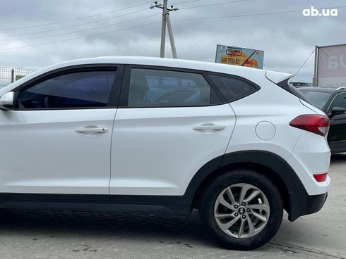 Hyundai Tucson 2016 белый - фото 16