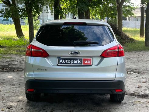 Ford Focus 2015 серый - фото 9