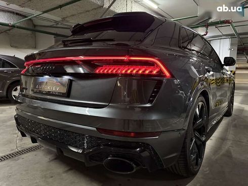 Audi RS Q8 2020 - фото 15
